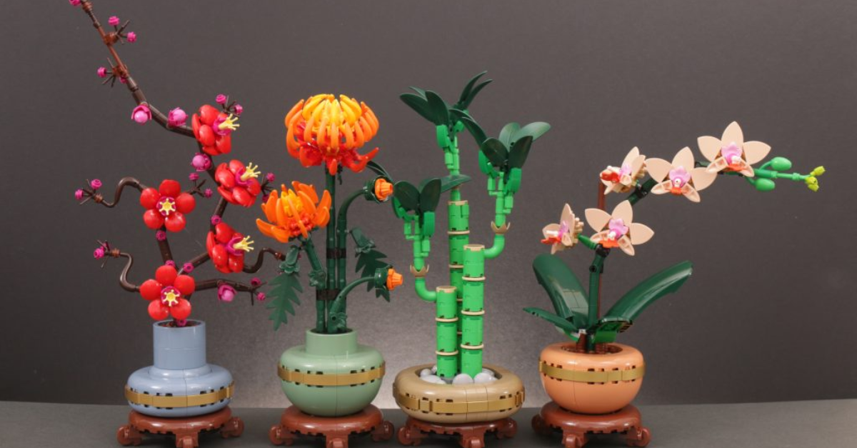LEGO Botanicals Lucky Bamboo on a minimalist wooden desk